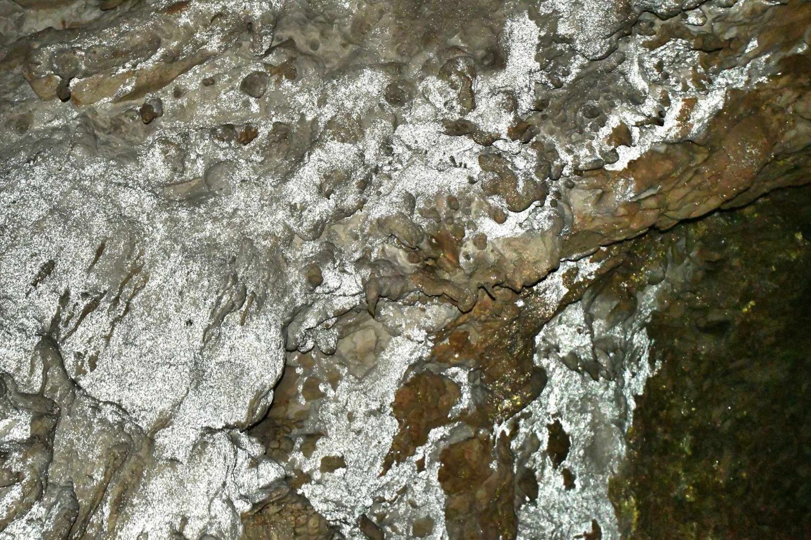 Detalj pećinskog krajobra